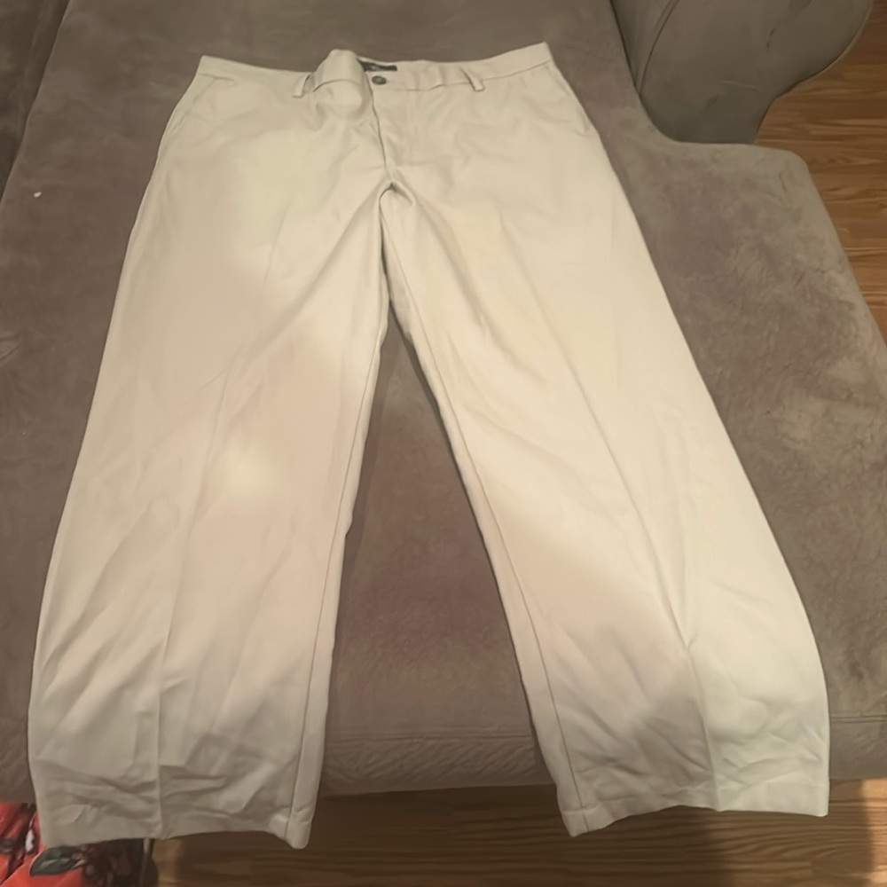 Men’s Khakis